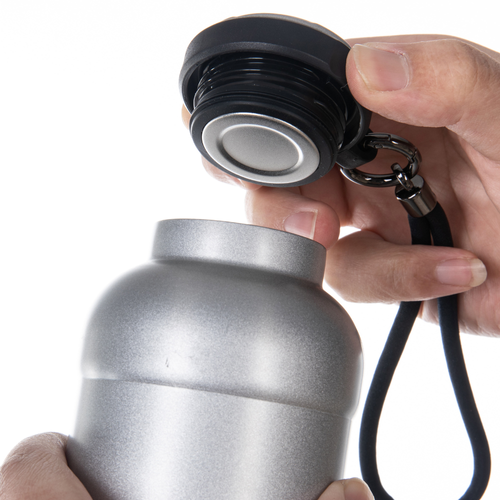 Outdoor-Compatible Vacuum Insulated Stainless Steel Bottle, 615ml (20.8oz)